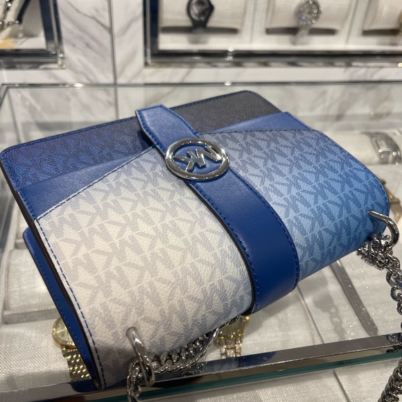 Michael Kors Greenwich Sm Ombré Color-Block Signature Logo Flap Crossbody
Galaxy - Picture 12 of 16